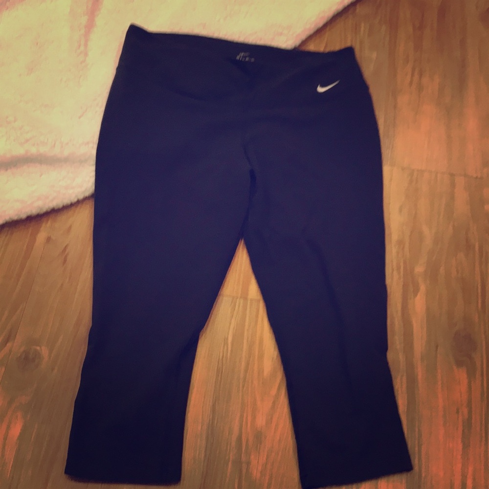 Nike capris